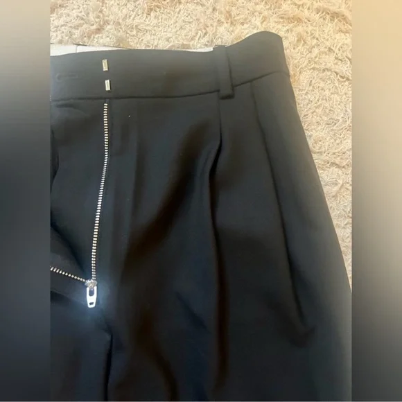 & OTHER STORIES Black Tapered Pleated Trouser | 6 - Picture 5 of 7